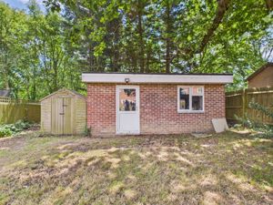 Garden Studio- click for photo gallery